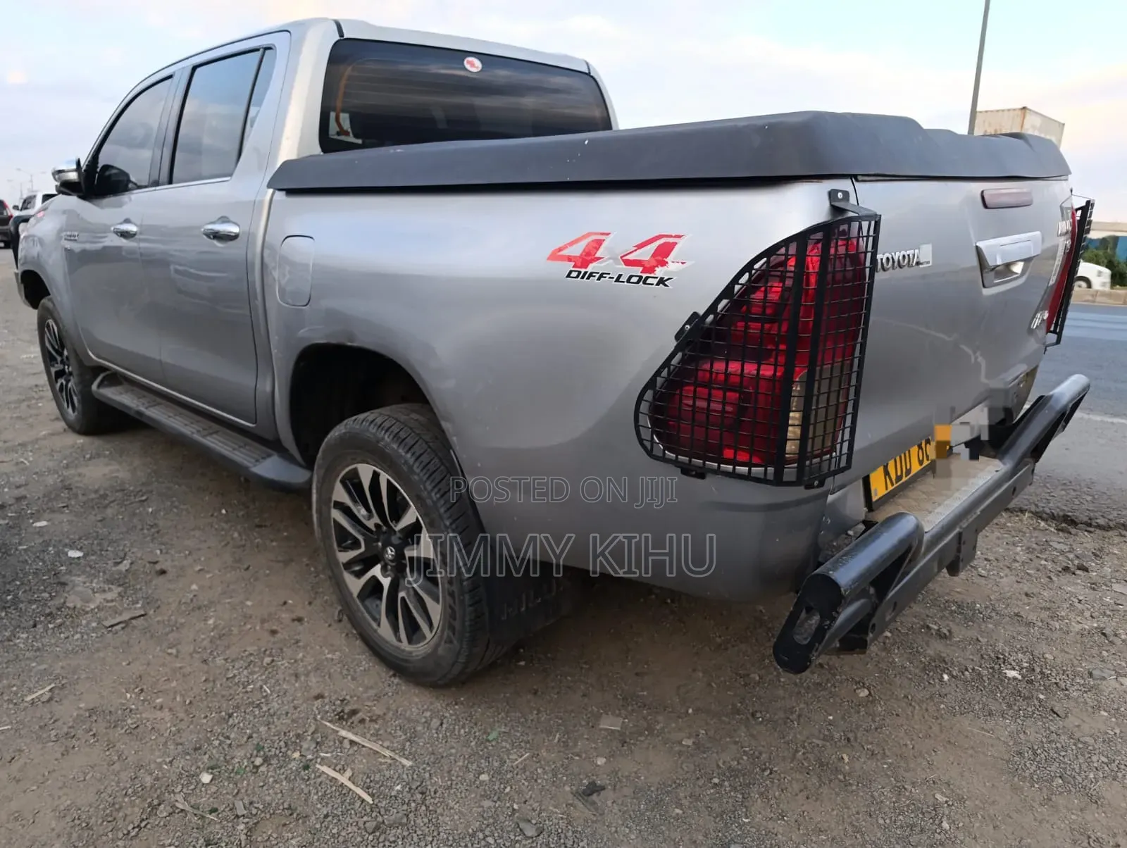 Toyota Hilux 2017 Gold