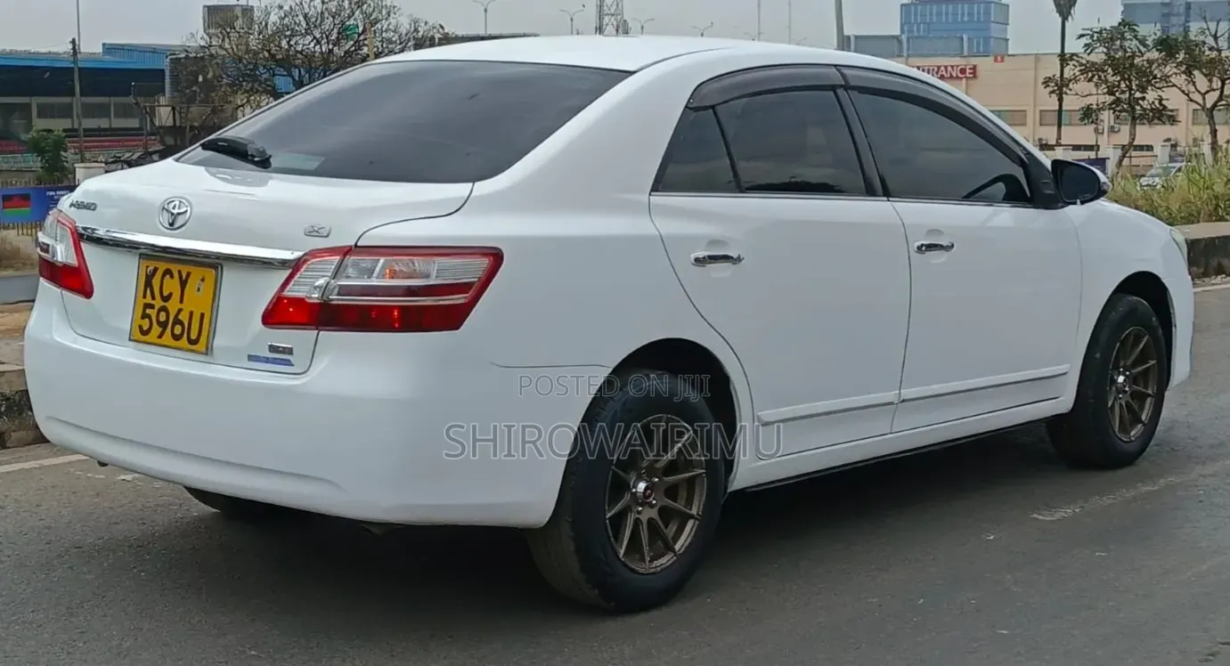 Toyota Premio 2013 White