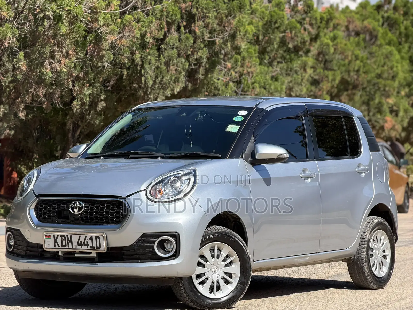 Toyota Passo 2016 Silver