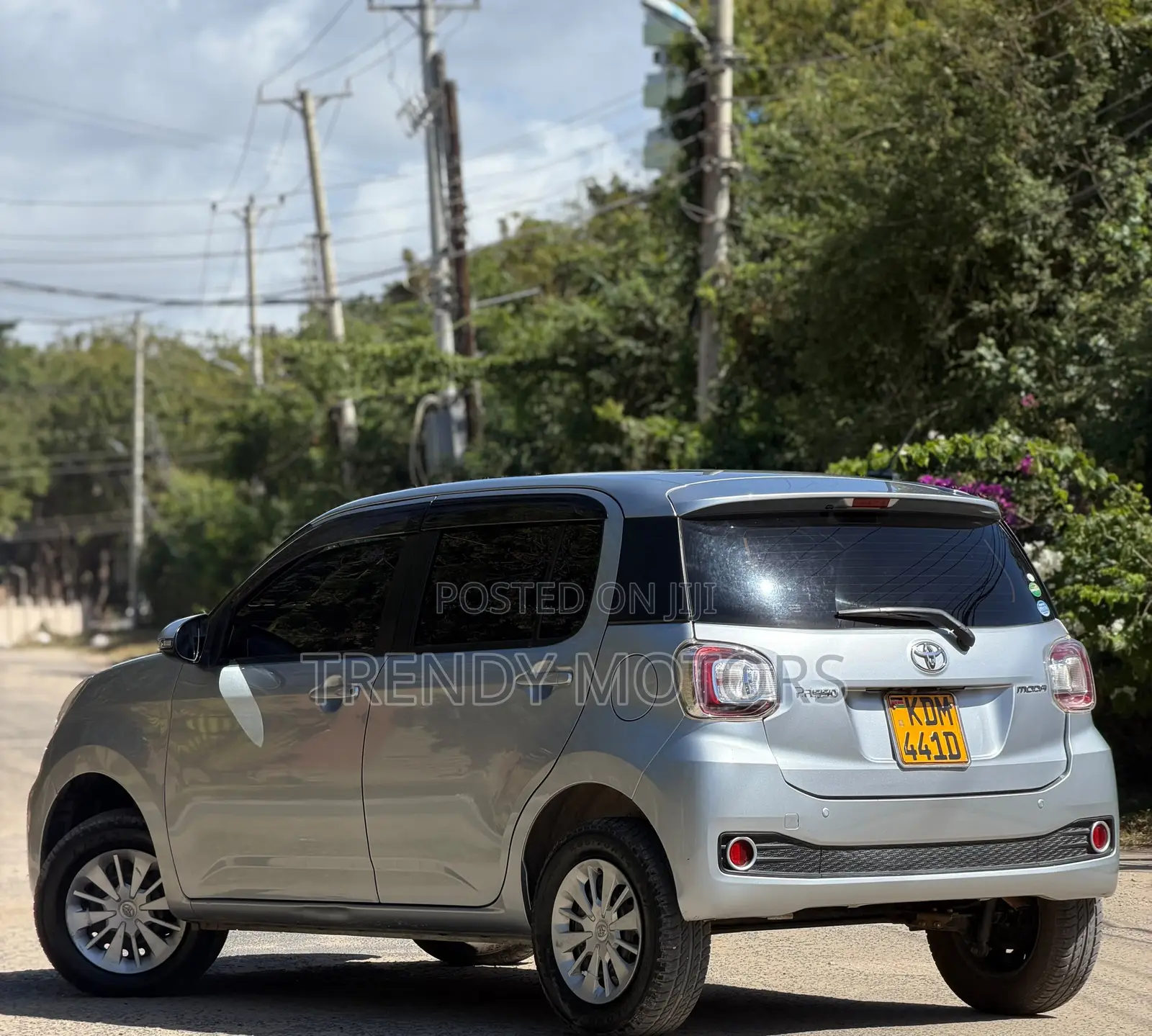 Toyota Passo 2016 Silver