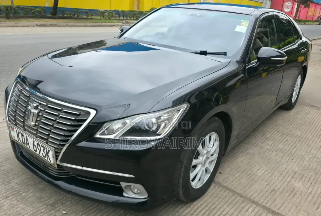 Toyota Crown 2013 Matt Black