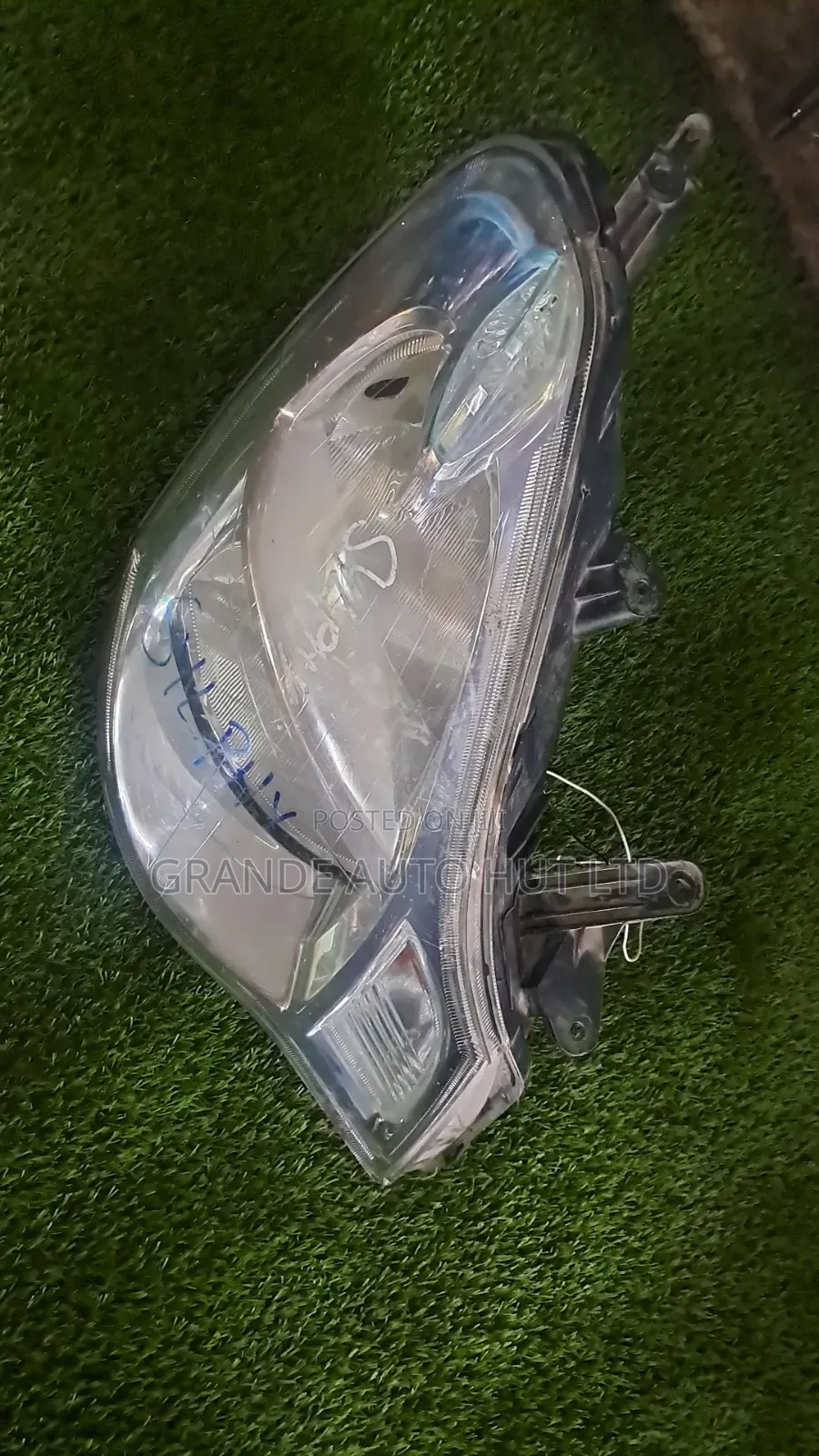 Silphy N17 Headlights