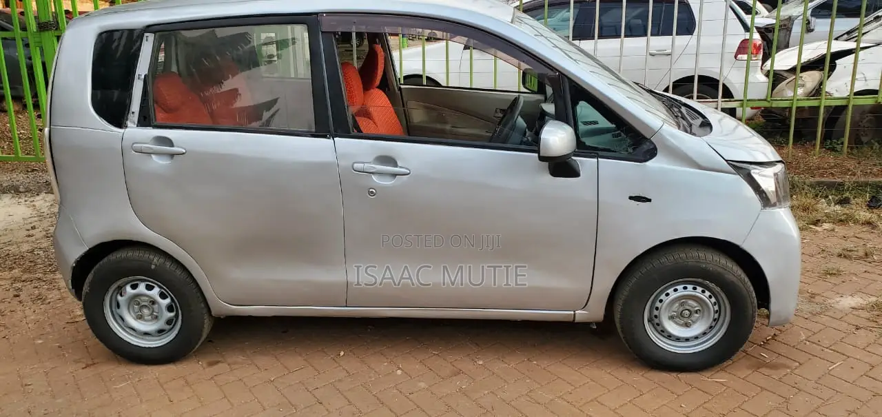 Daihatsu Move 2014 Silver