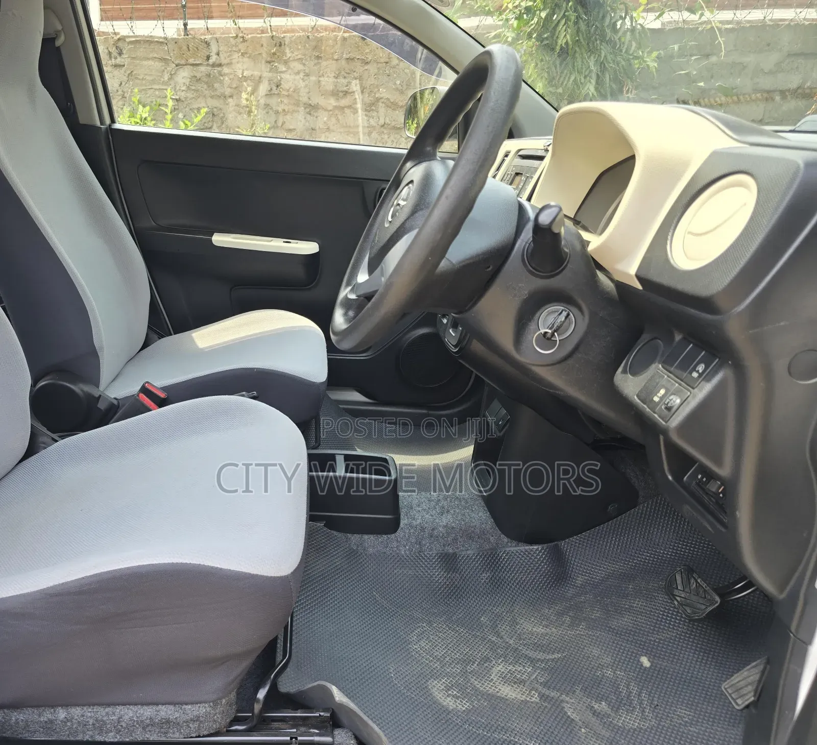 Mazda Carol 2018 White