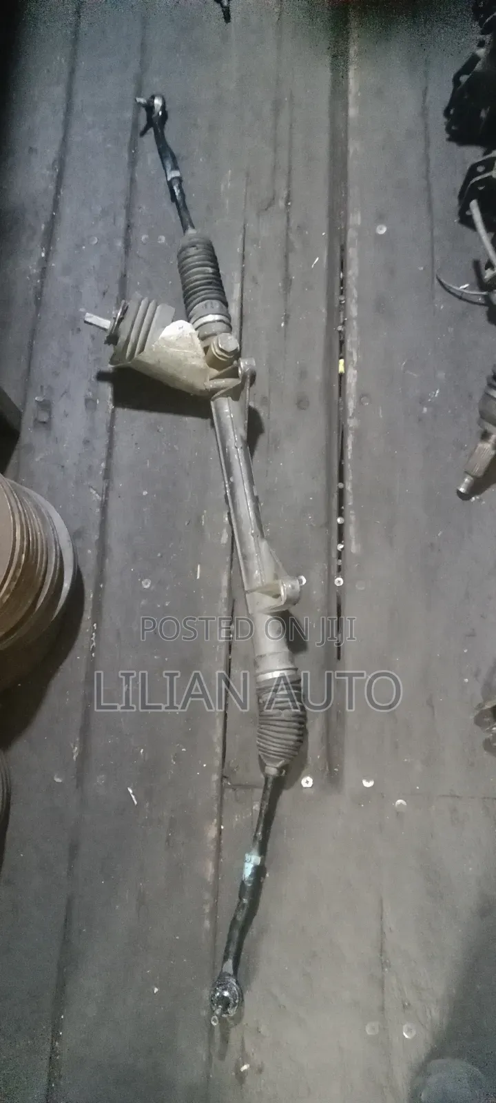 Nissan Serena Steering Rack