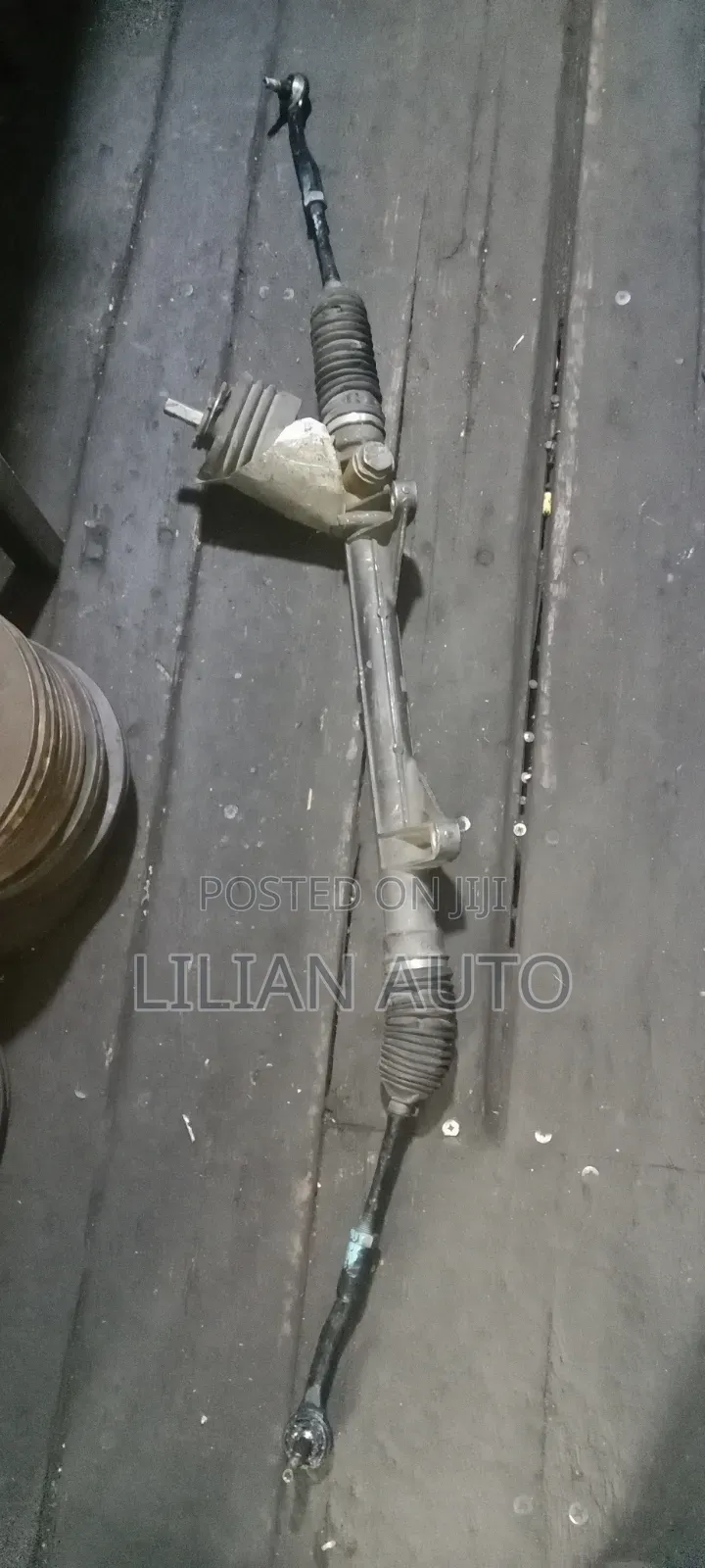 Nissan Serena Steering Rack