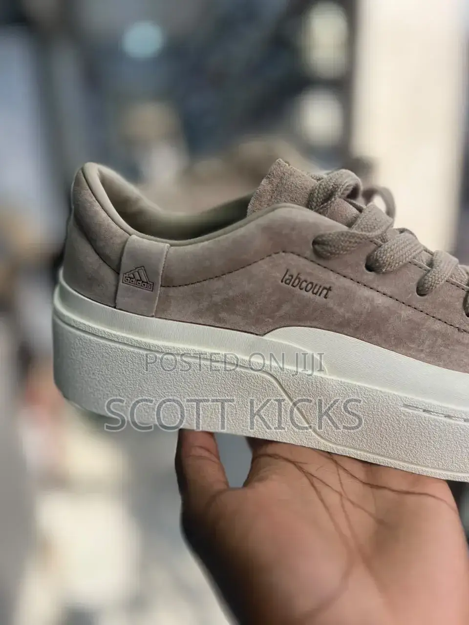 Adidas Labcourt.