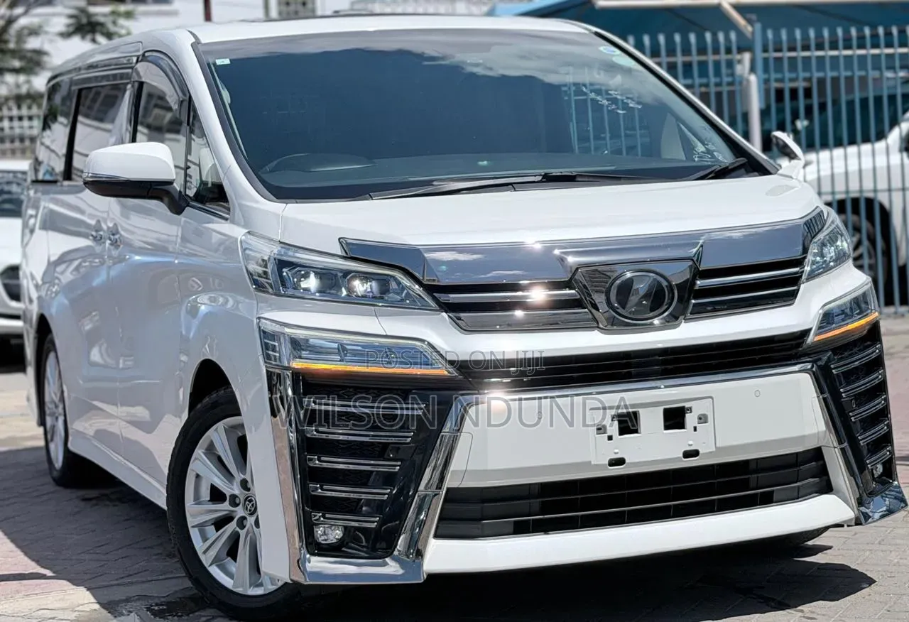 Toyota Vellfire 2019 White