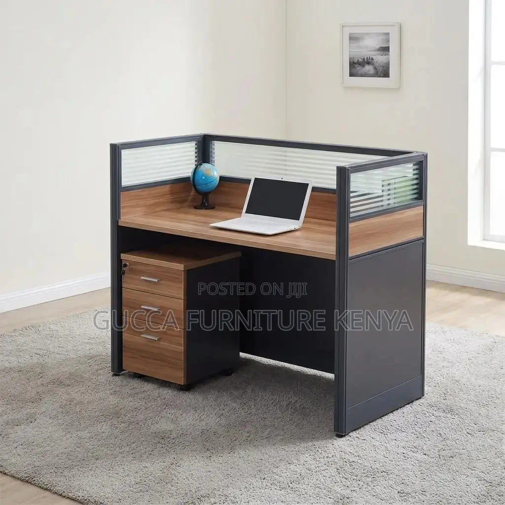 Single User Modular Workstation Desk.