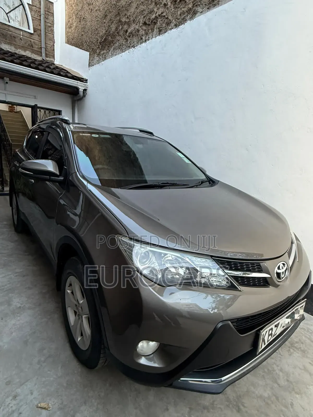 Toyota RAV4 2015 Brown