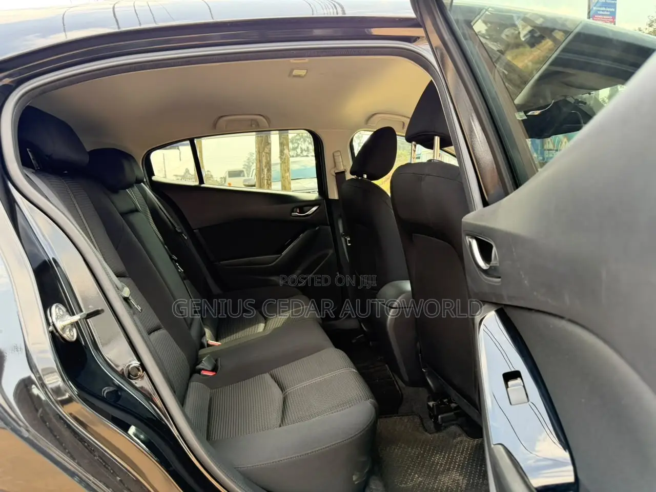 Mazda Axela 2019