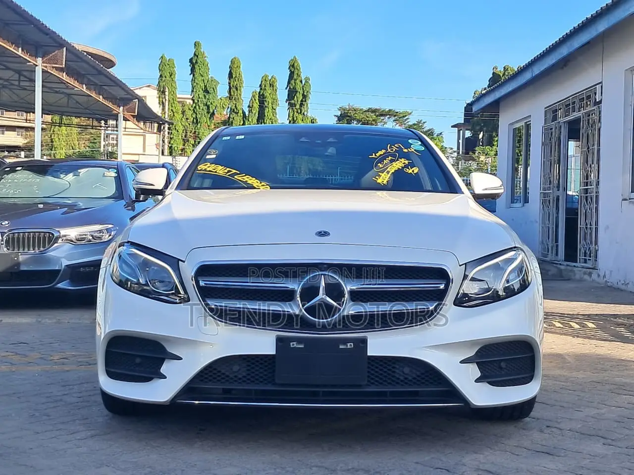 Mercedes-Benz E300 2019 White