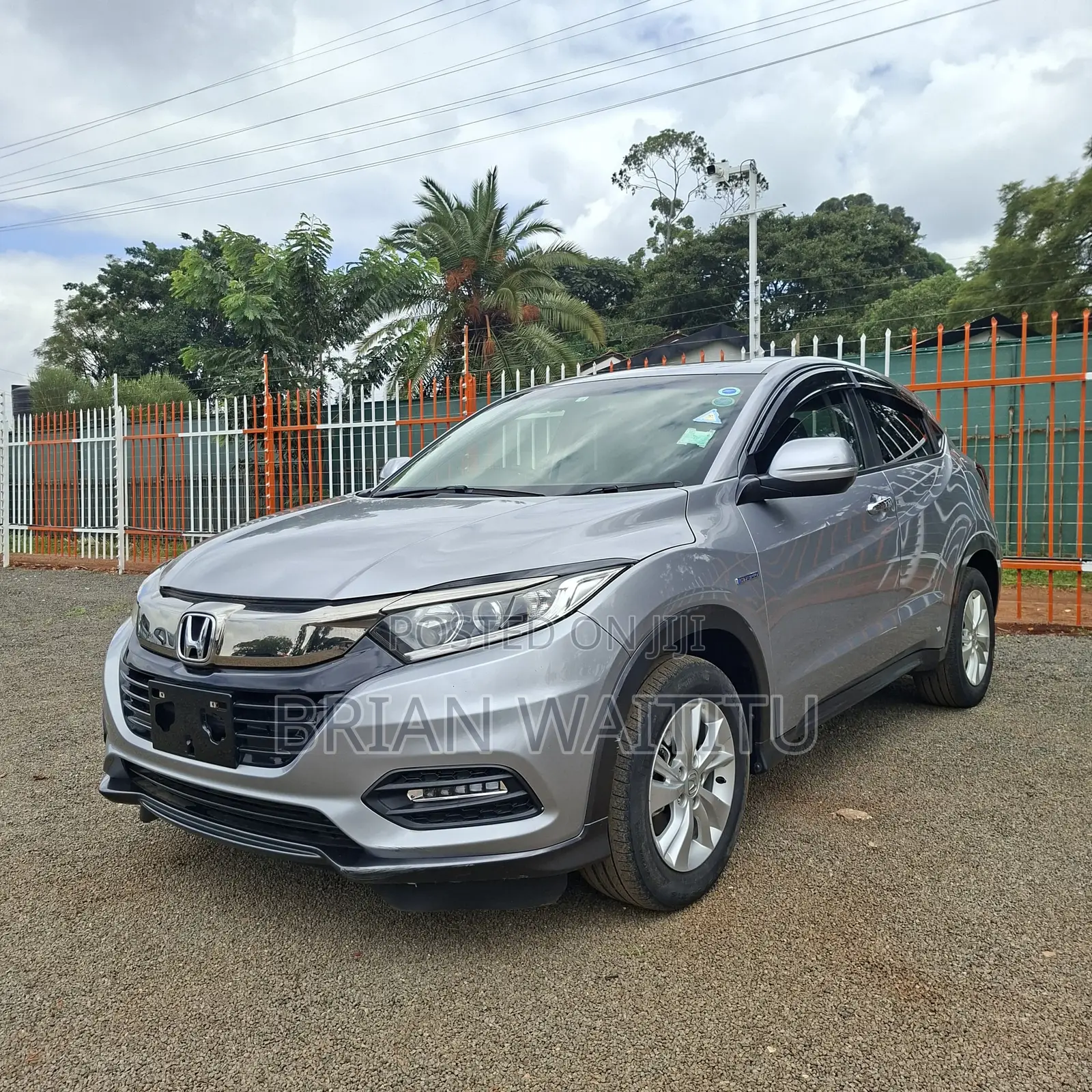 Honda Vezel 2018 Silver