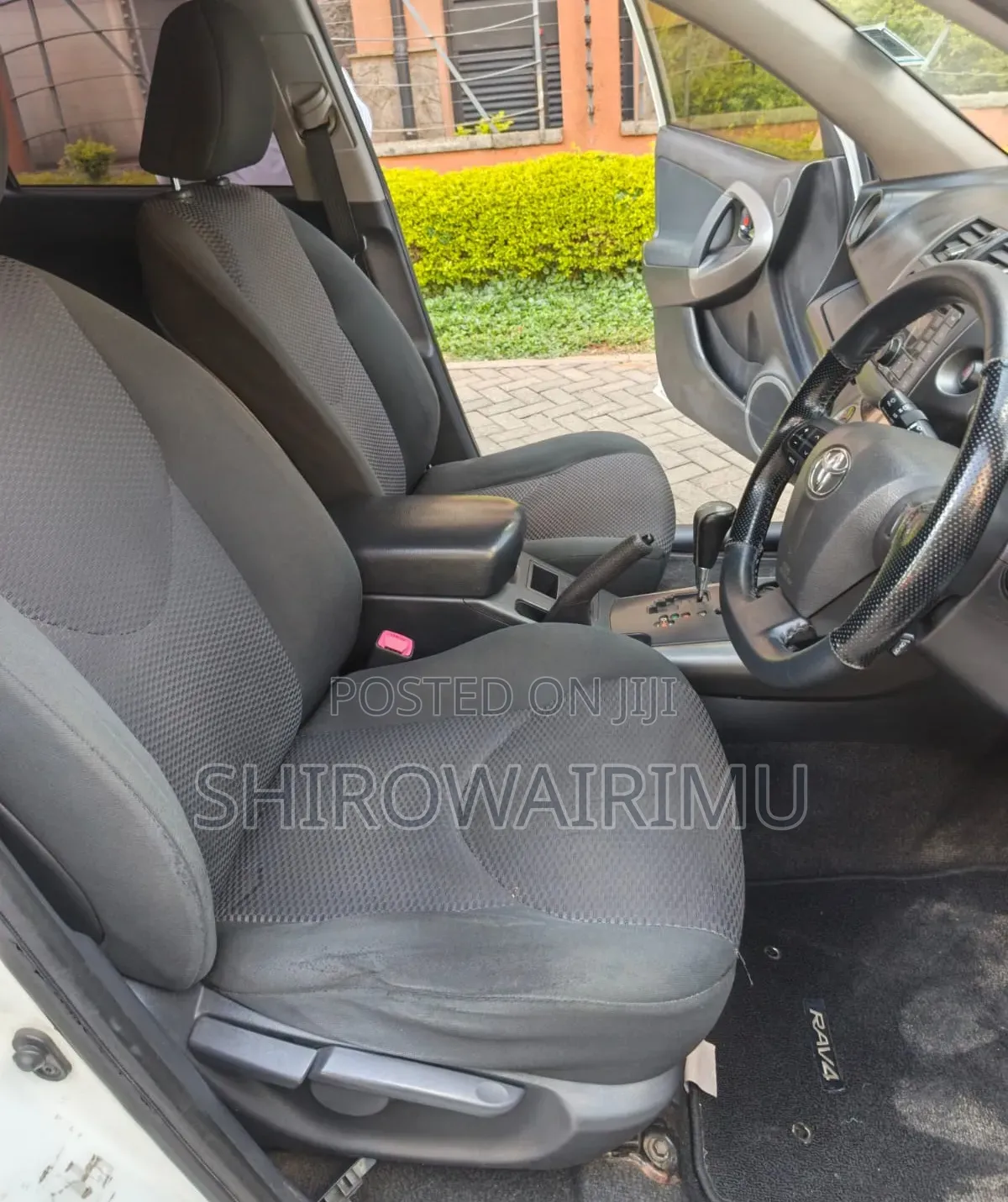 Toyota RAV4 2014 Off white