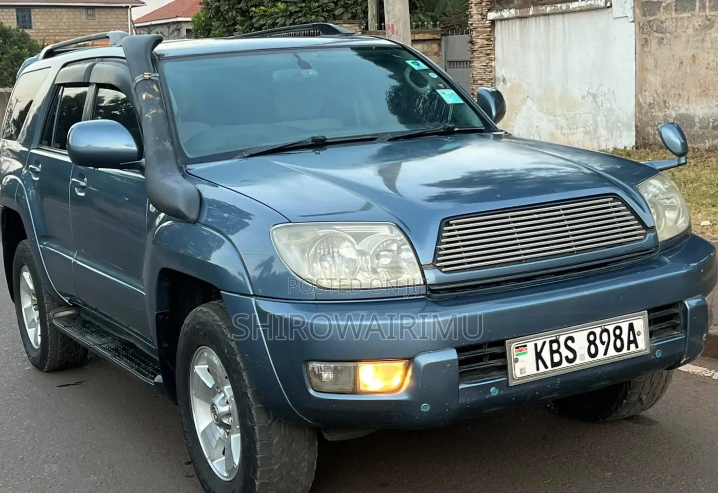 Toyota Hilux Surf 2005 Blue