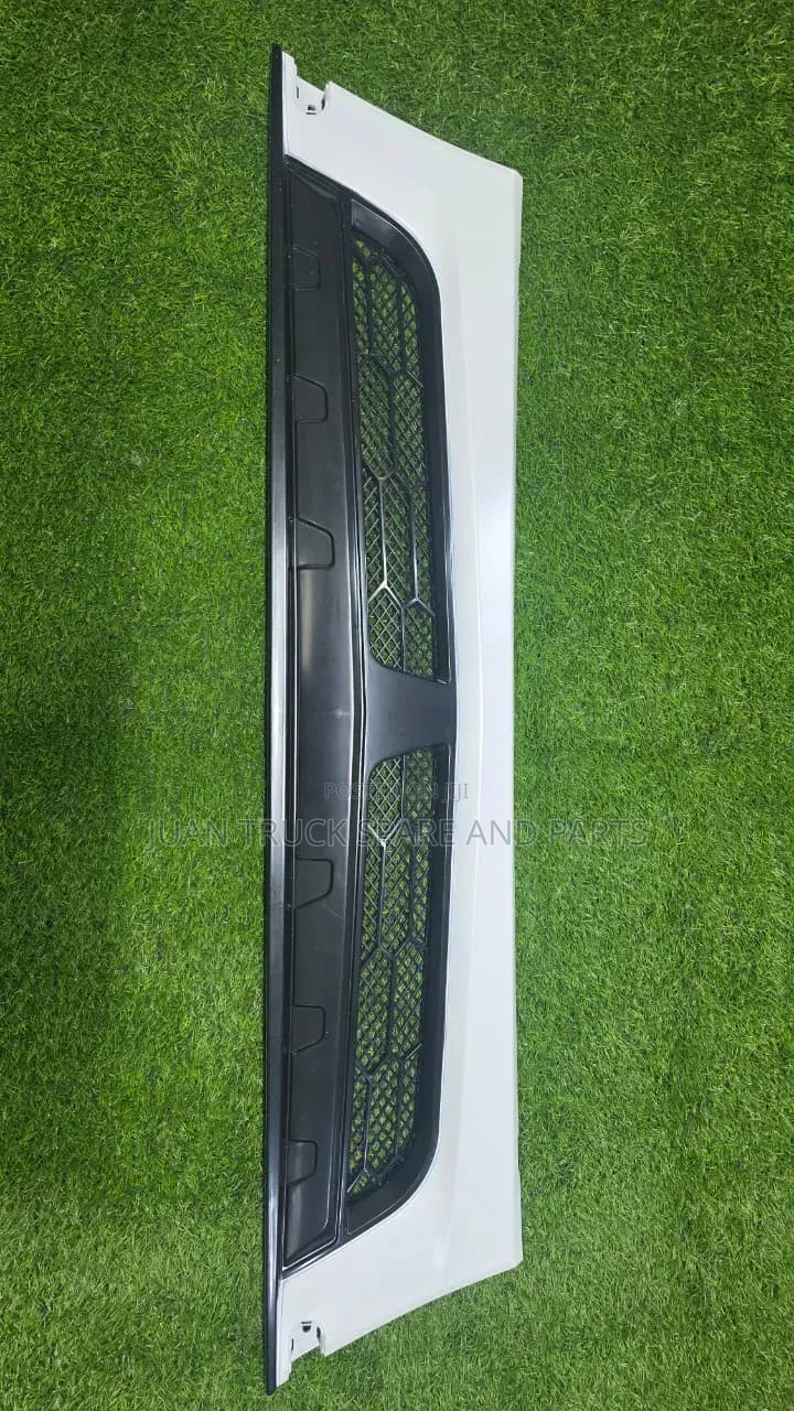 Fuso Fi Front Grille