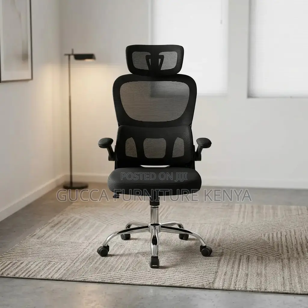 Ergonomic Mesh Seat With Flipping Arns.