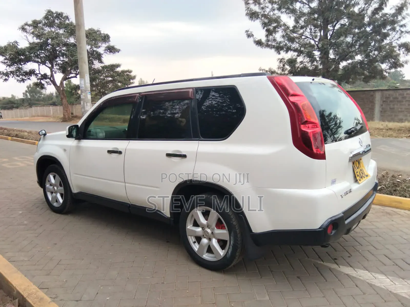 Nissan X-Trail 2010 White