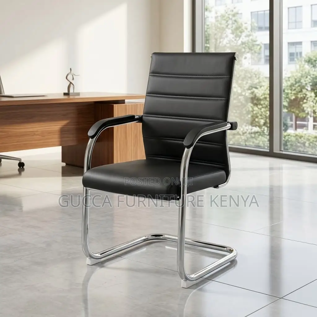 Leather Padded Arm Visitors Chair
