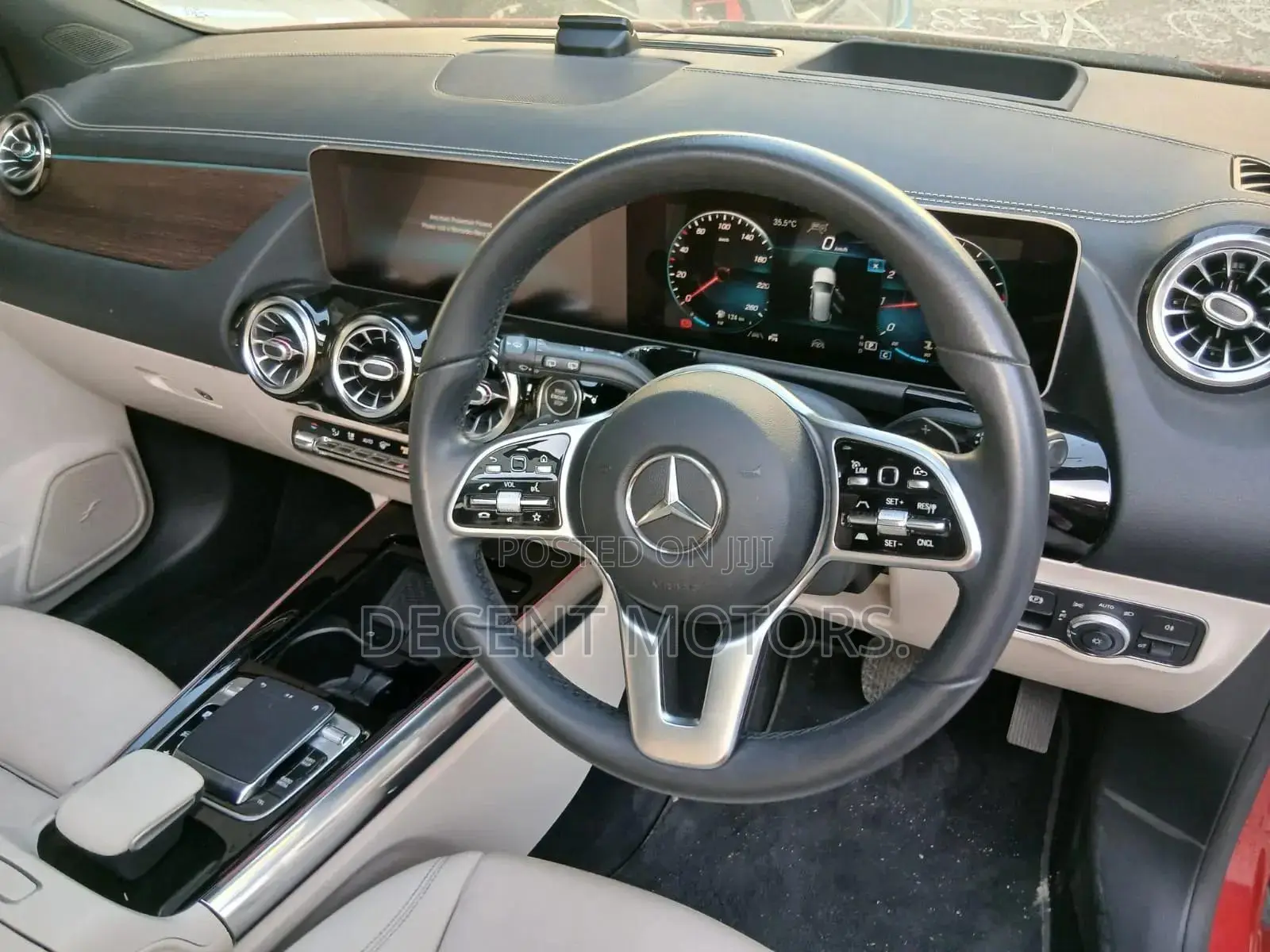 Mercedes-Benz B-Class 2019 Red