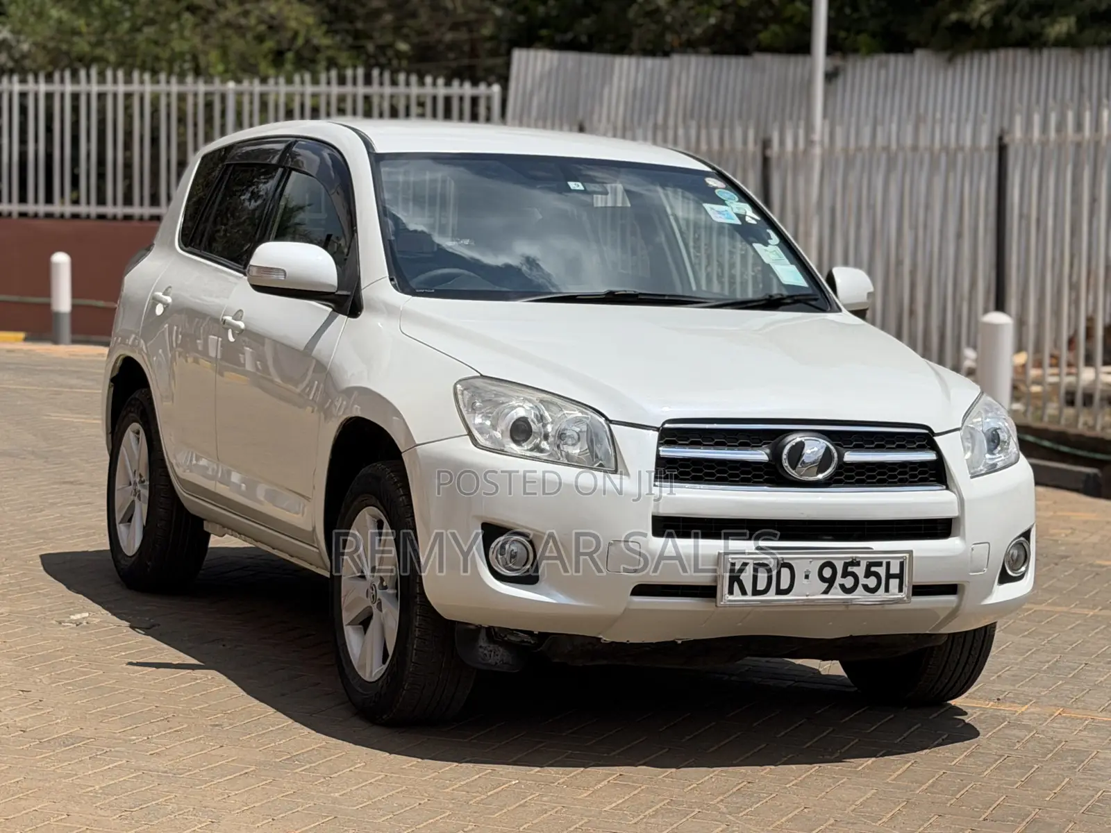Toyota RAV4 2015 White
