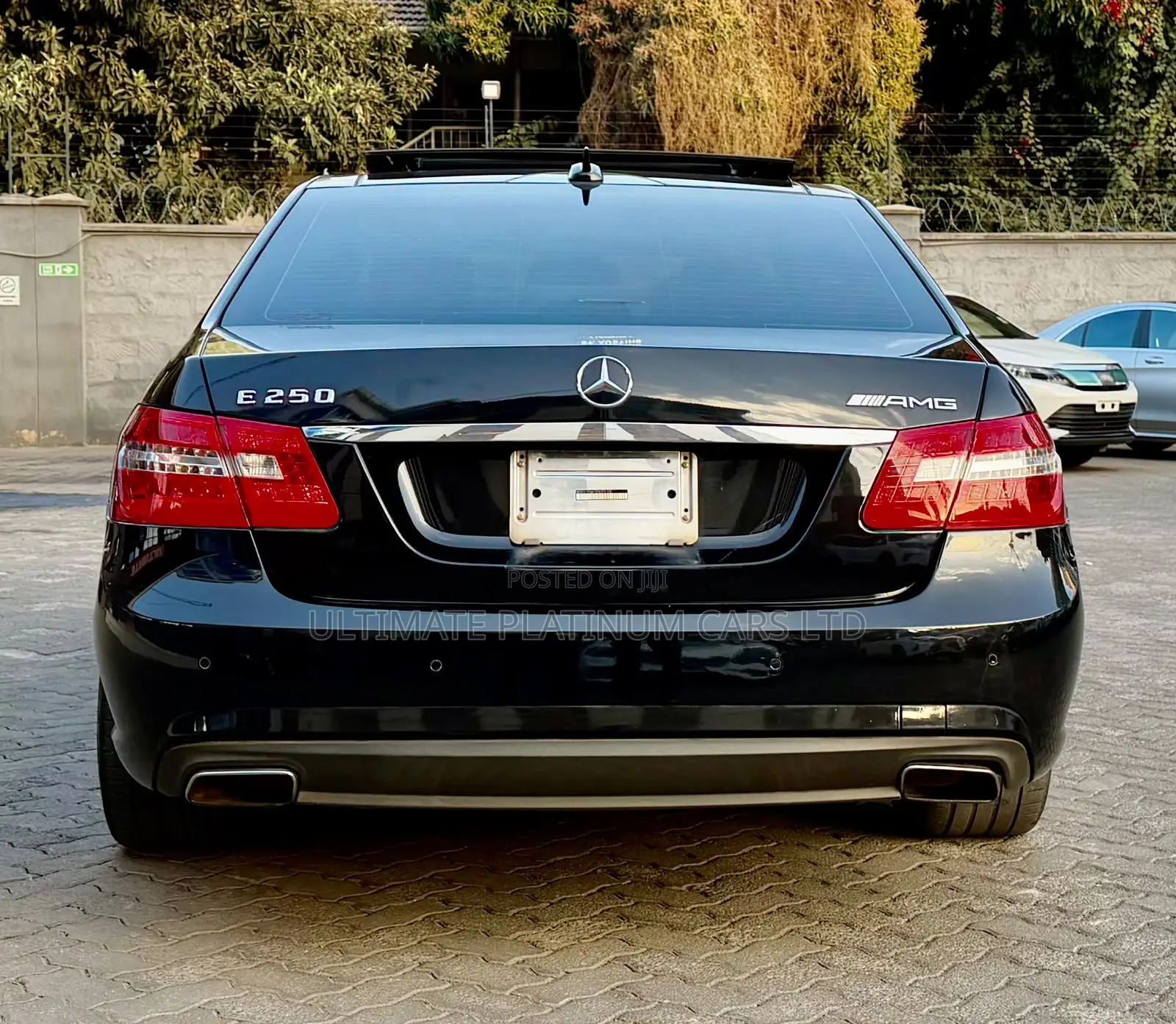 Mercedes-Benz E250 2012 Black