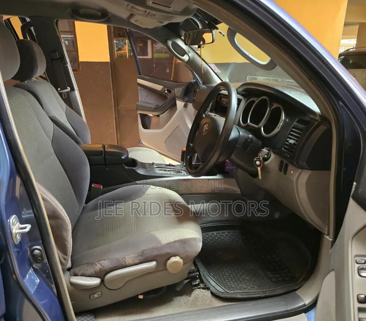 Toyota Hilux Surf 2002 Blue