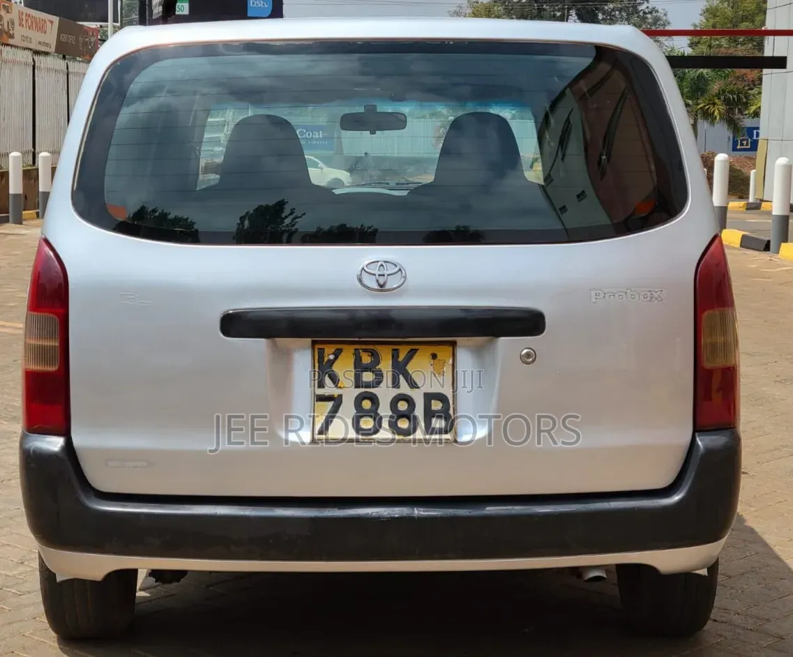 Toyota Probox 2003 Silver