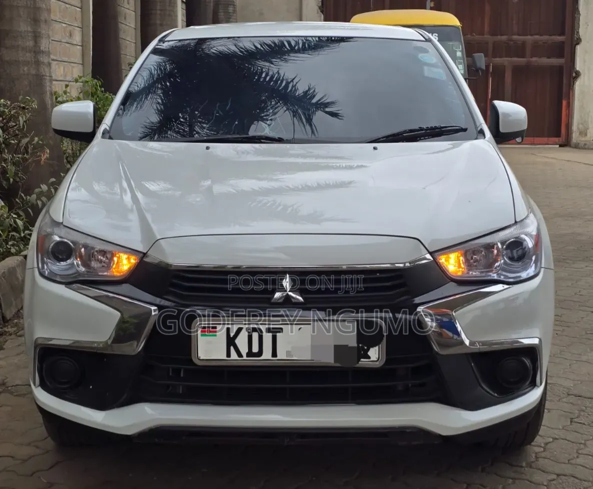 Mitsubishi RVR 2017 White