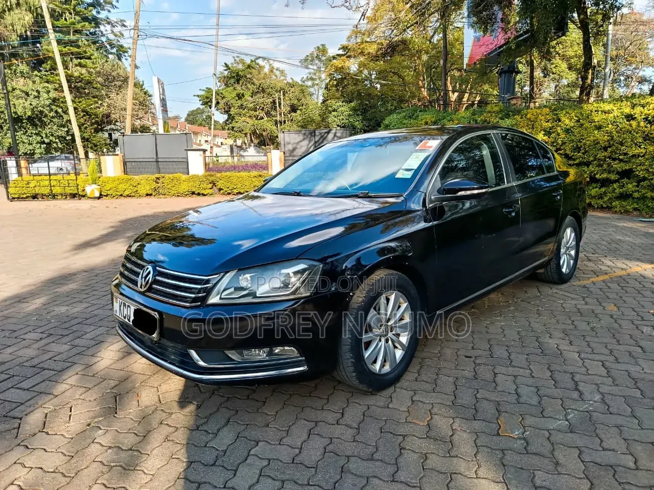 Volkswagen Passat 2012 Black