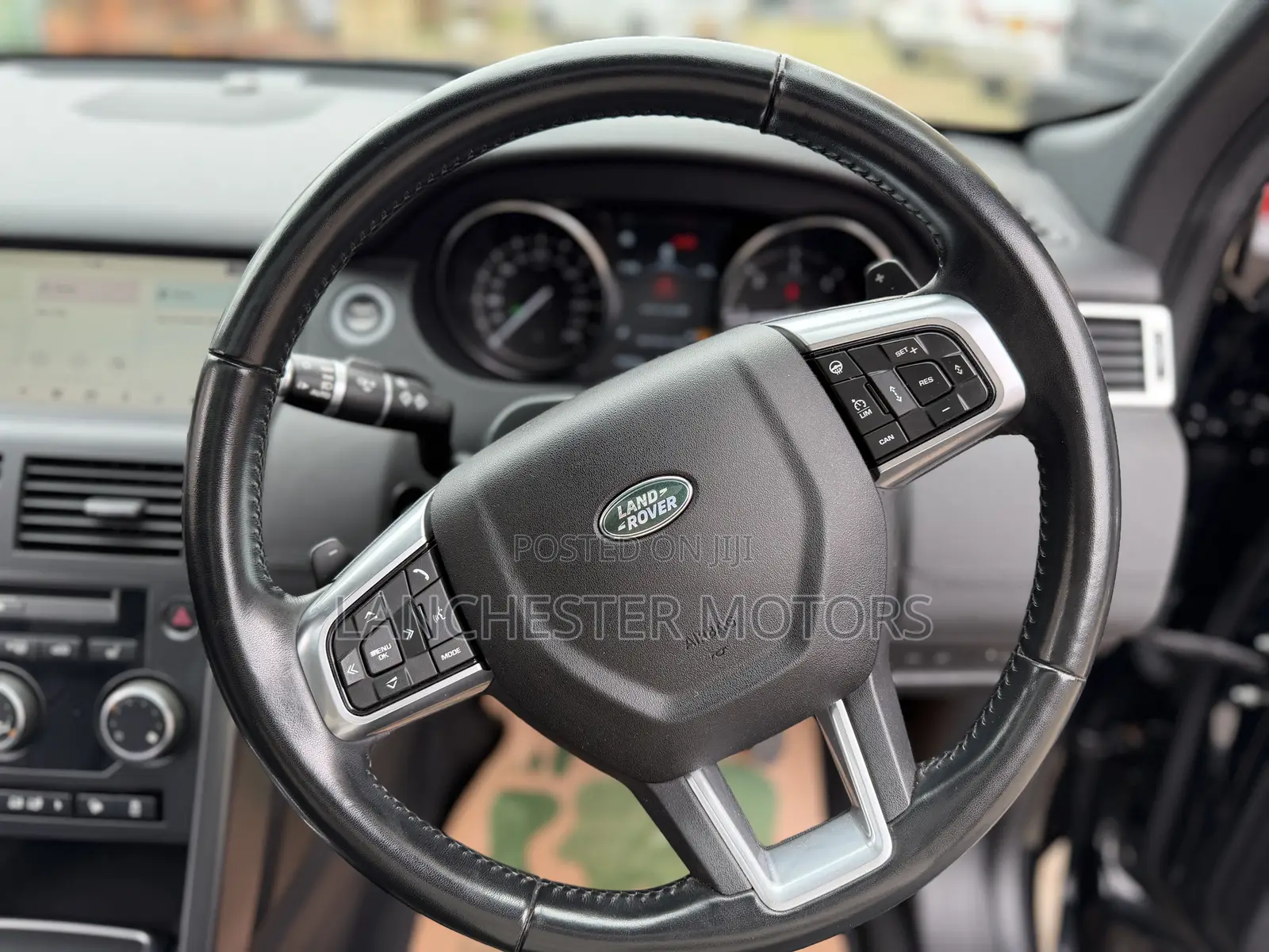 Land Rover Discovery Sport HSE 2019 Black