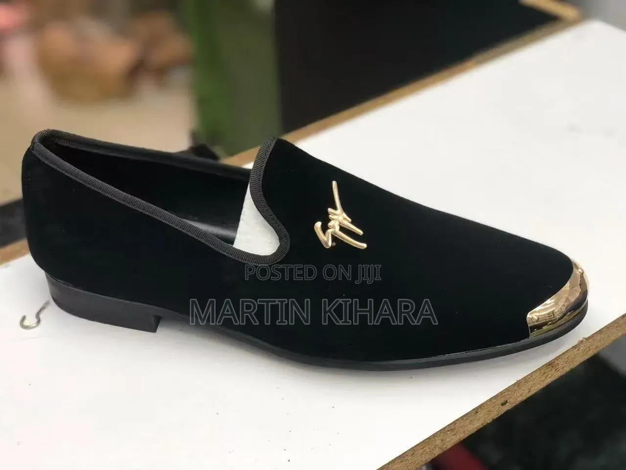 Velvet Loafers (Size 39-45)