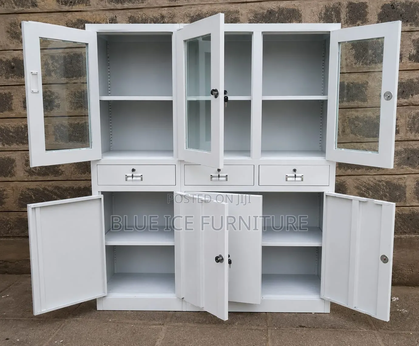 4 Door Steel Office Cabinet With Glass Doors – Lockable Filing/Storage