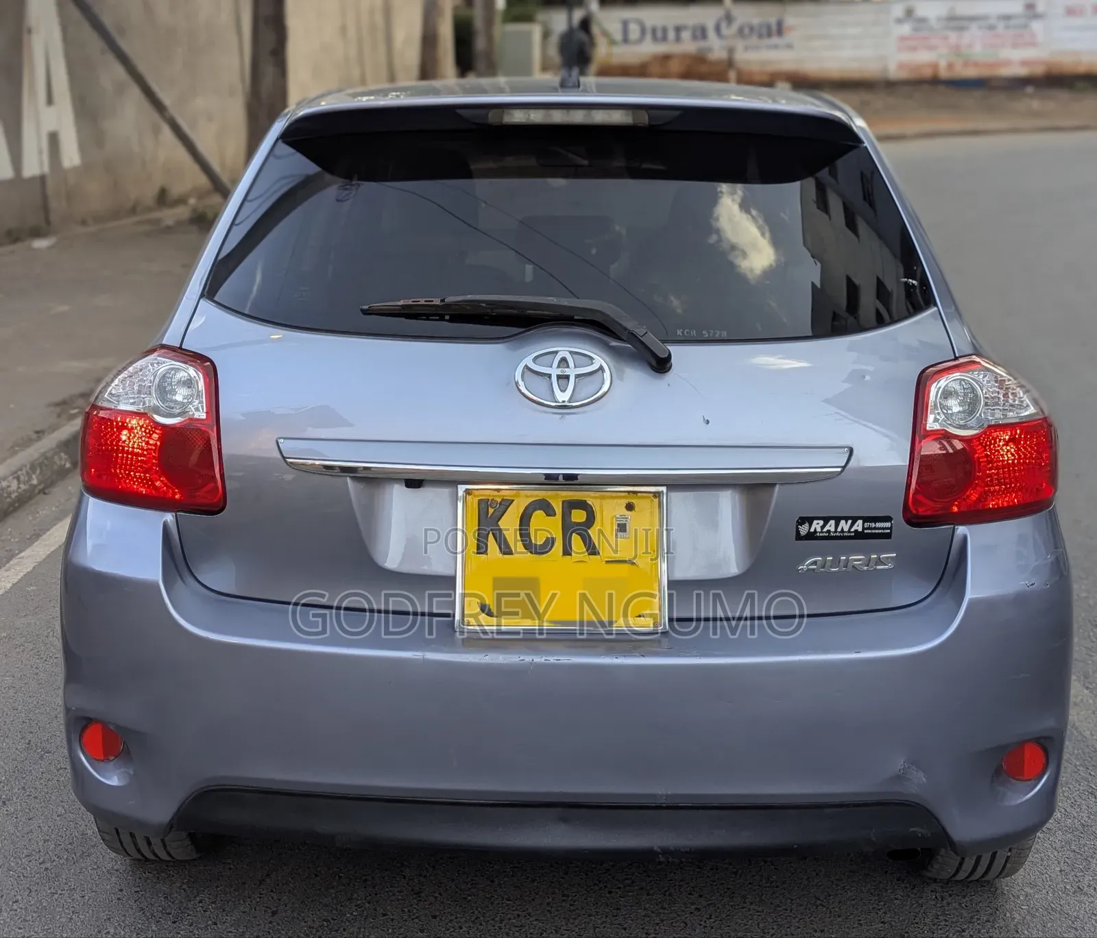 Toyota Auris 2011 Blue