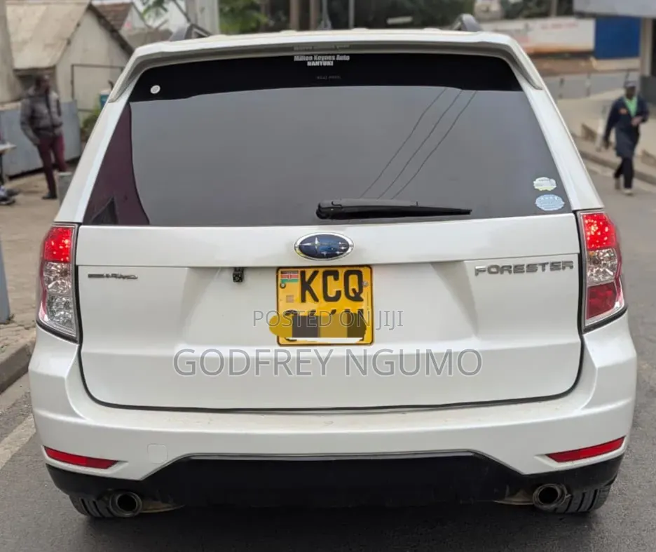 Subaru Forester 2010 White