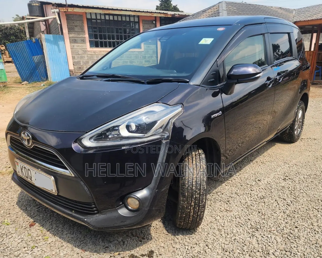 Toyota Sienta 2017 Black