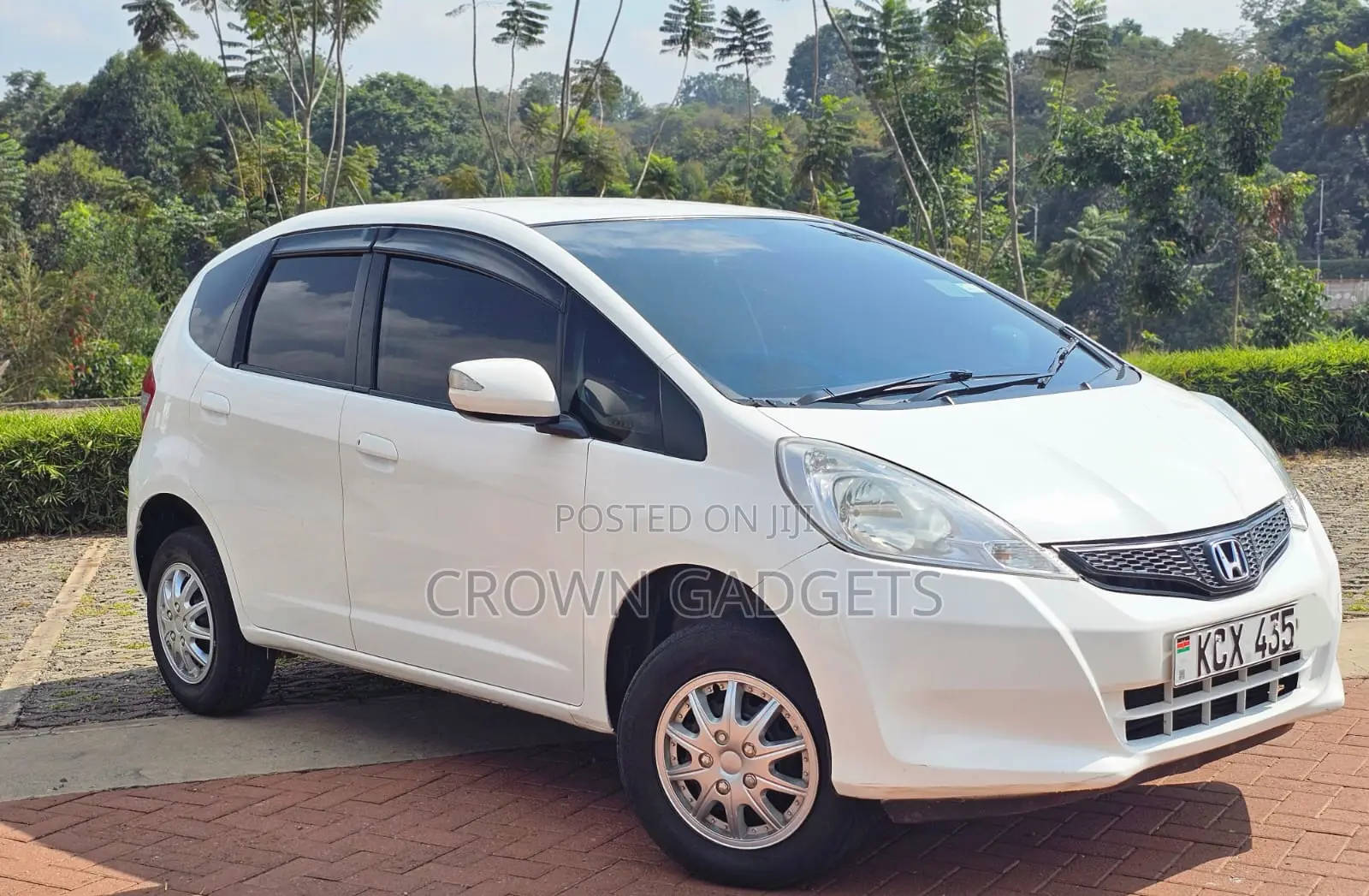 2012 Honda Fit 1300cc Non Hybrid Hatchback for Sale