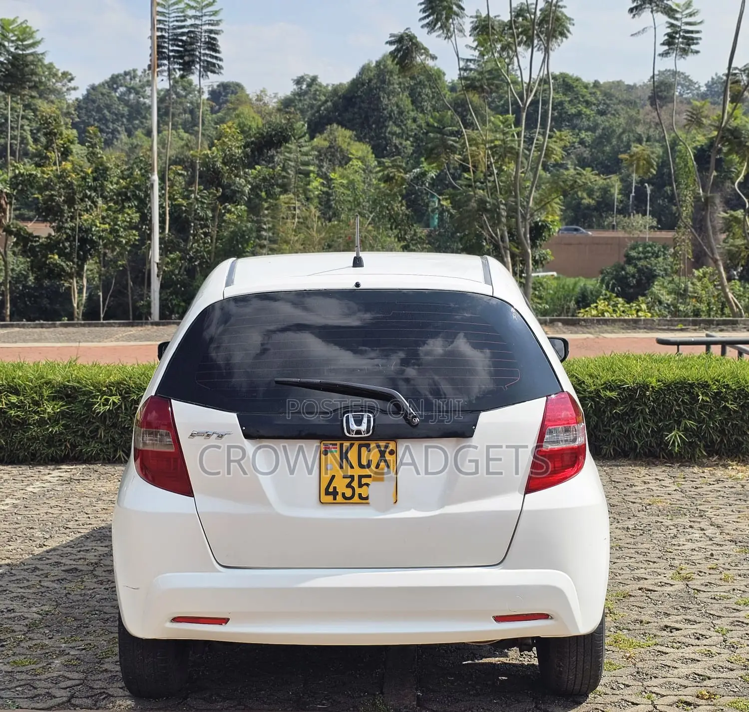 2012 Honda Fit 1300cc Non Hybrid Hatchback for Sale