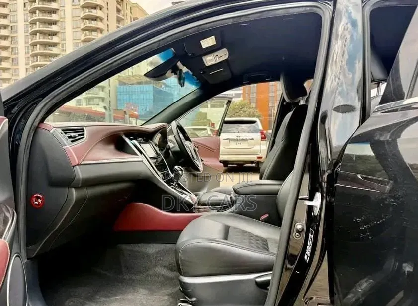Toyota Harrier 2019 Black