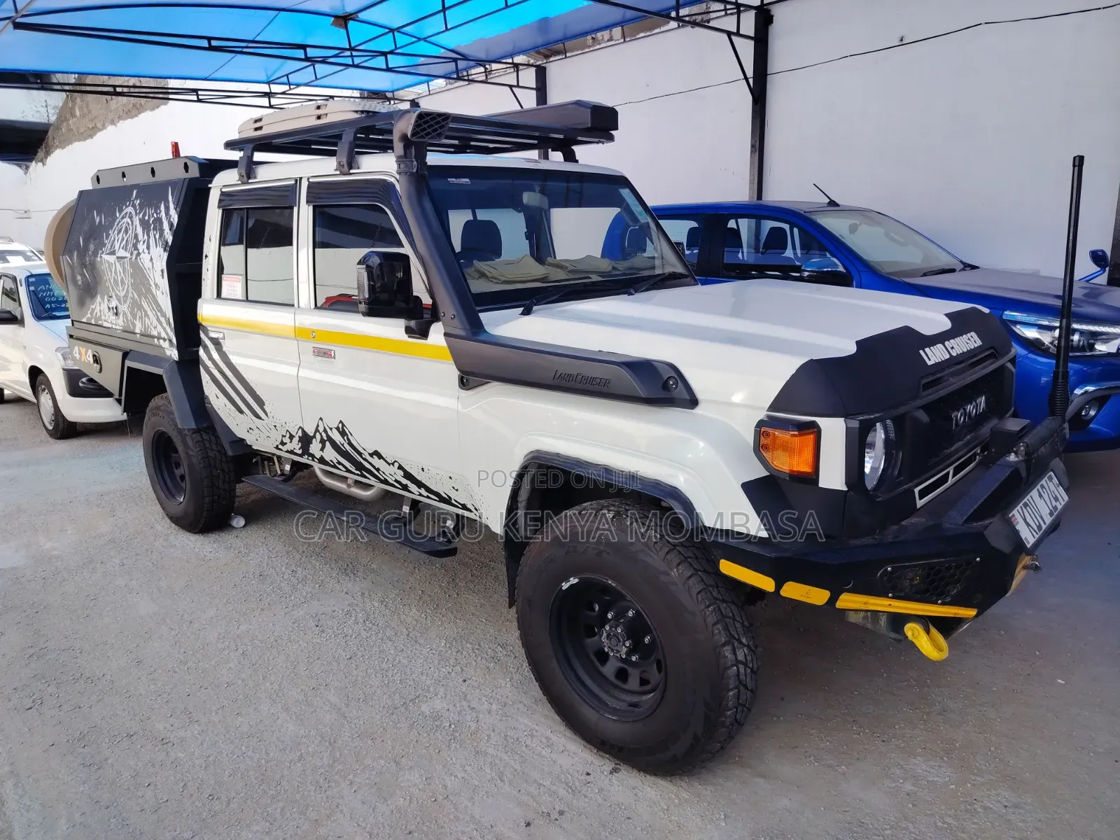 Toyota Land Cruiser 2025 White