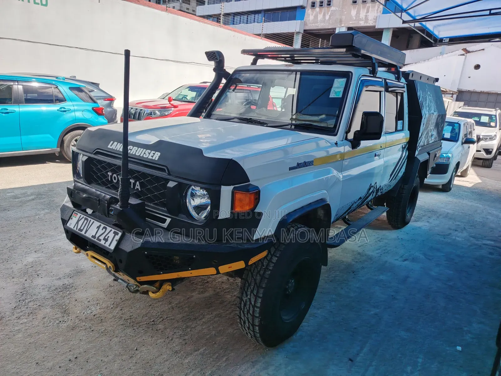 Toyota Land Cruiser 2025 White