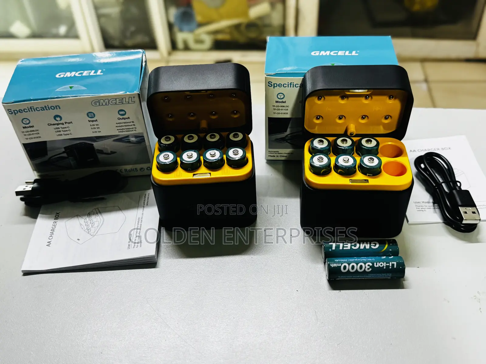 GMCELL AA Battery Charging Pod, Fast Charger, 8 Rechargeable Batteries