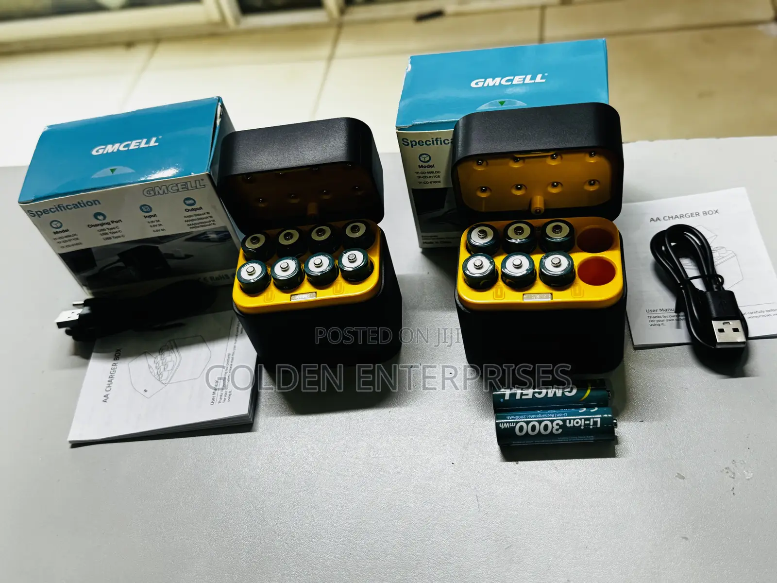 GMCELL AA Battery Charging Pod, Fast Charger, 8 Rechargeable Batteries
