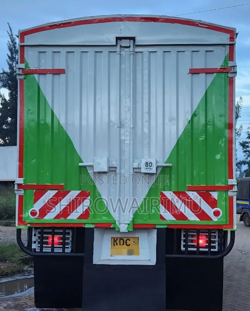 Isuzu FRR90 2021 Model