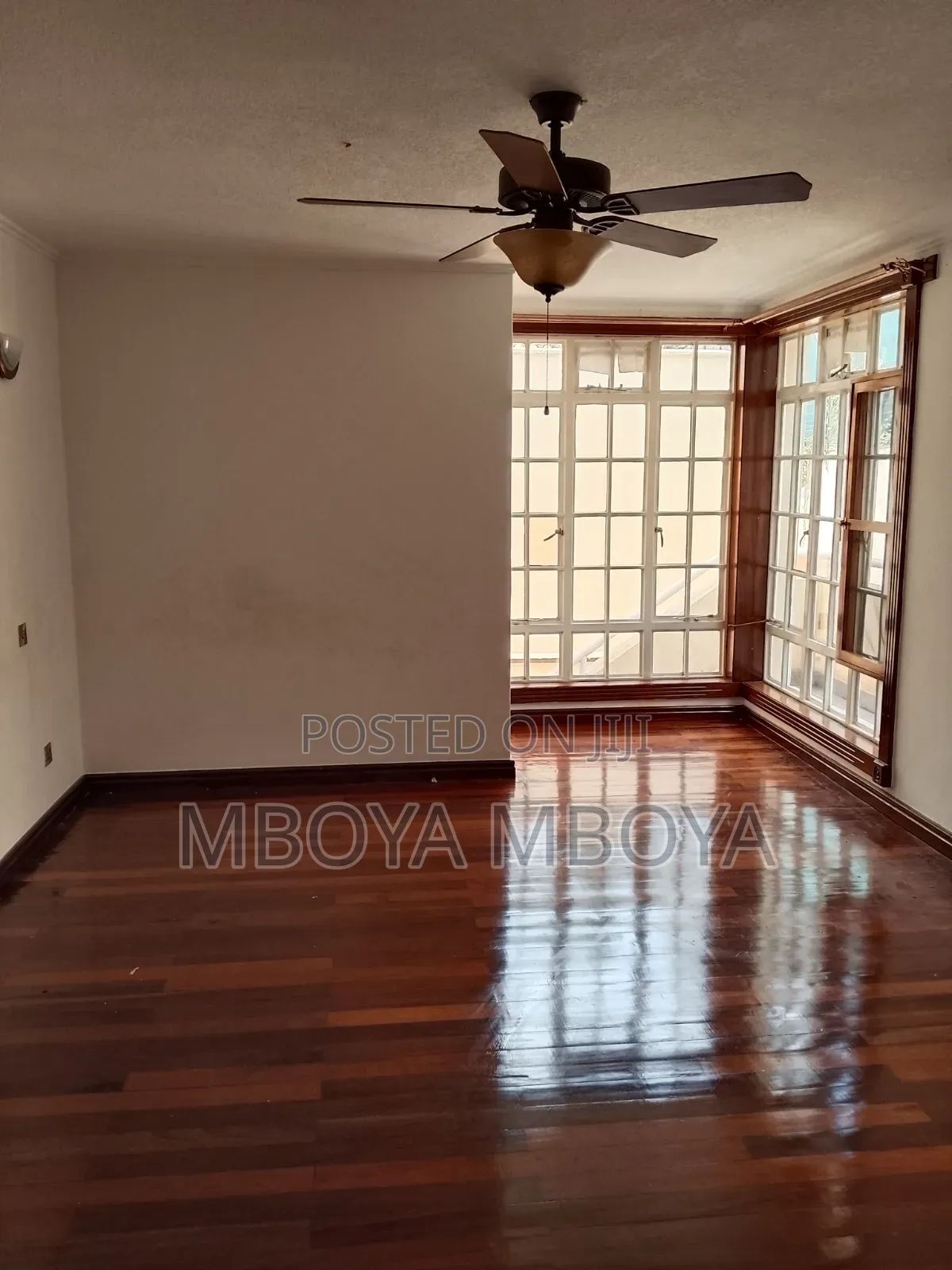 4bdrm Townhouse / Terrace in Kyuna for rent