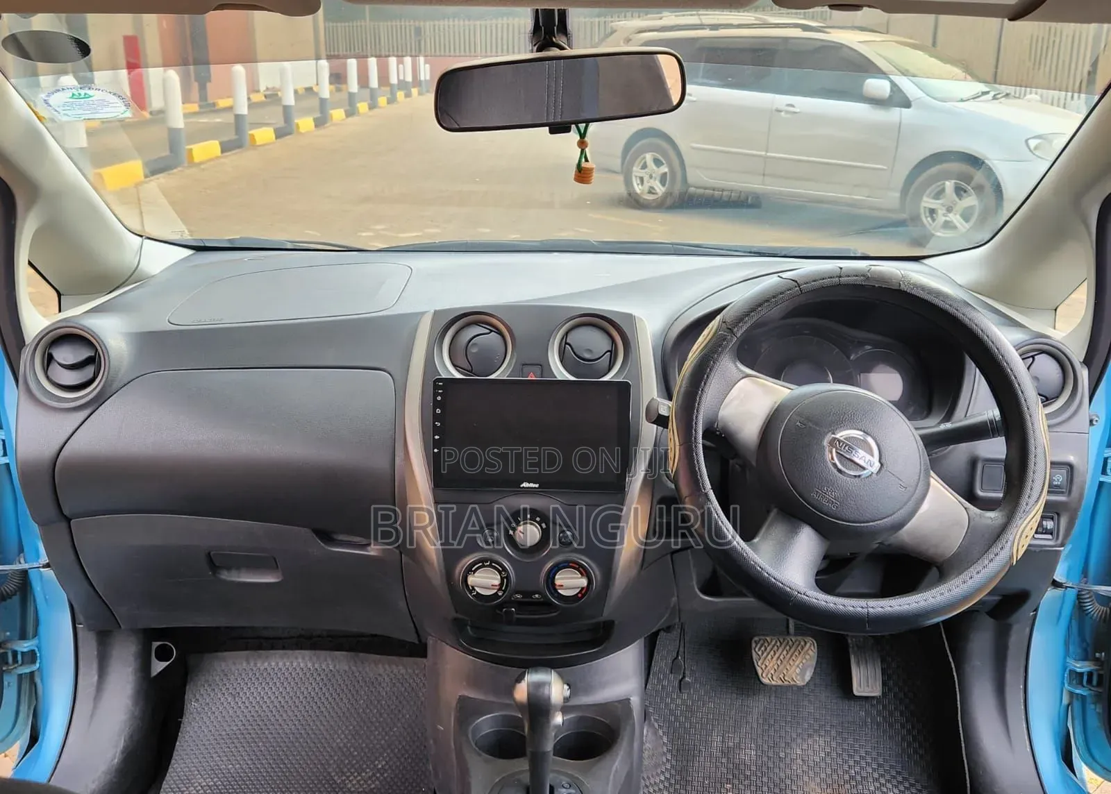 Nissan Note 2011 Blue