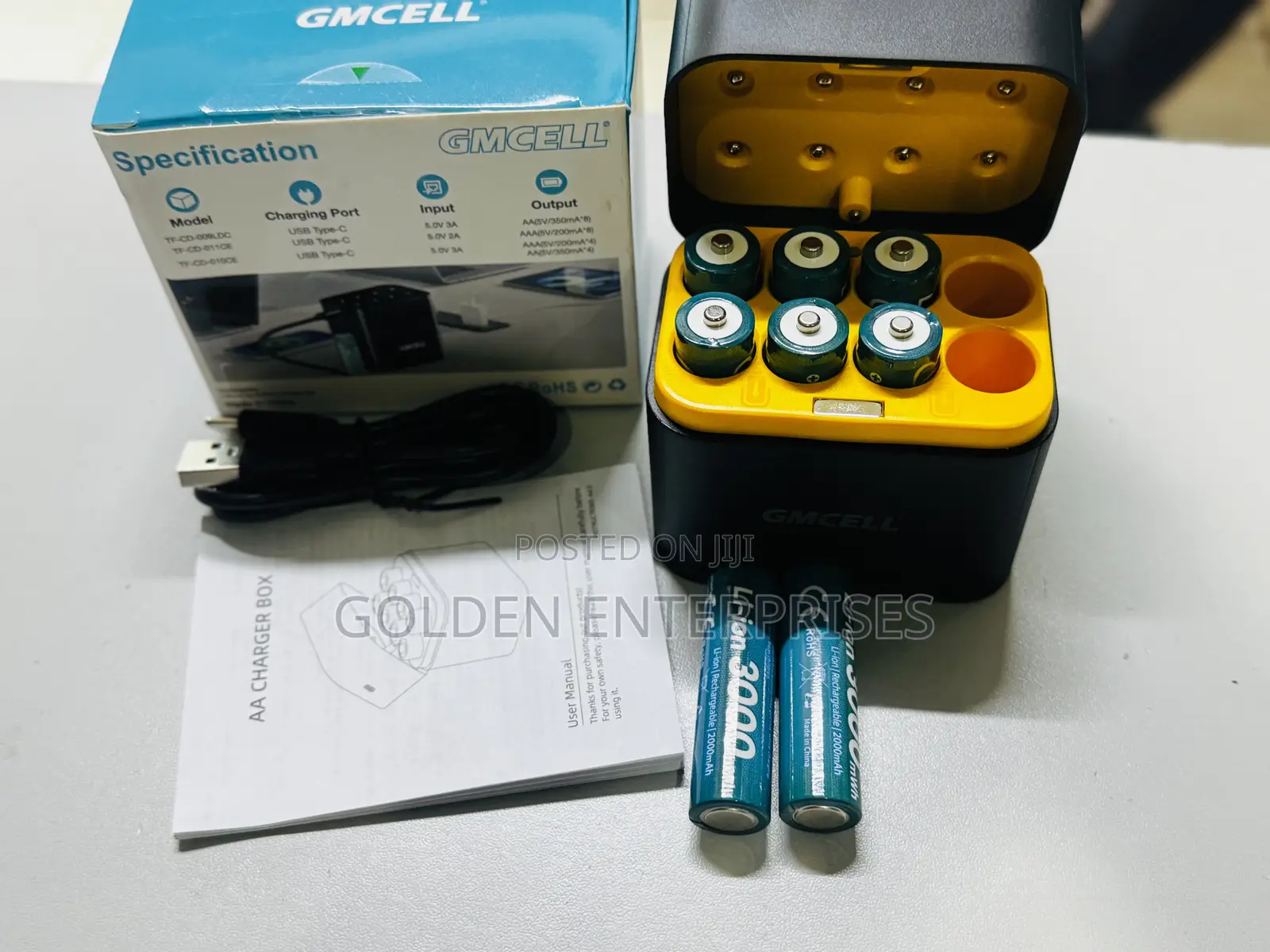 AA Battery Charger Kit – Includes 8 Rechargeable Lithium Batteries