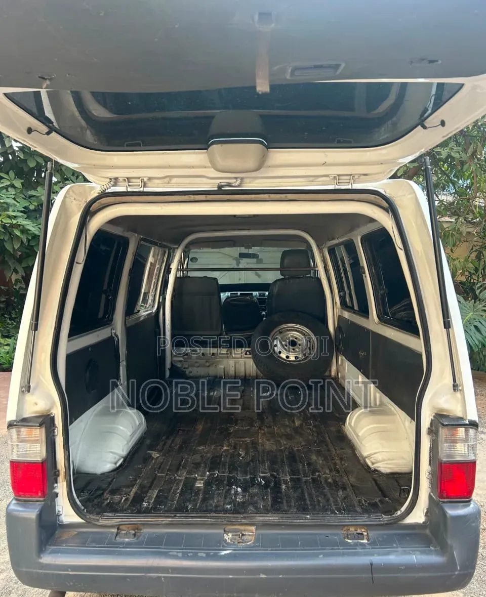 Mazda Bongo 2014 White