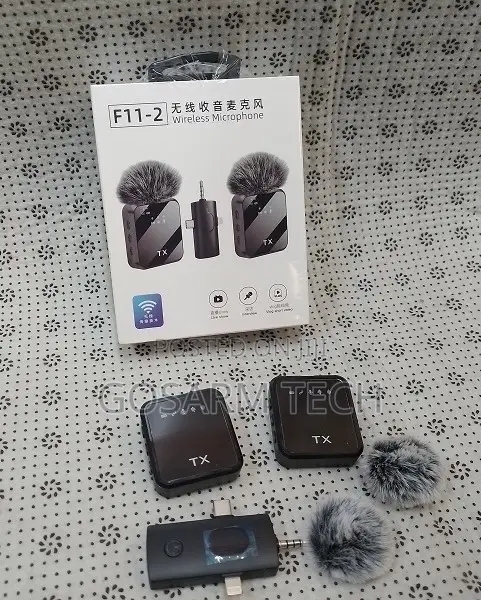 F11-2 Wireless Microphone for iPhone, Android Camera