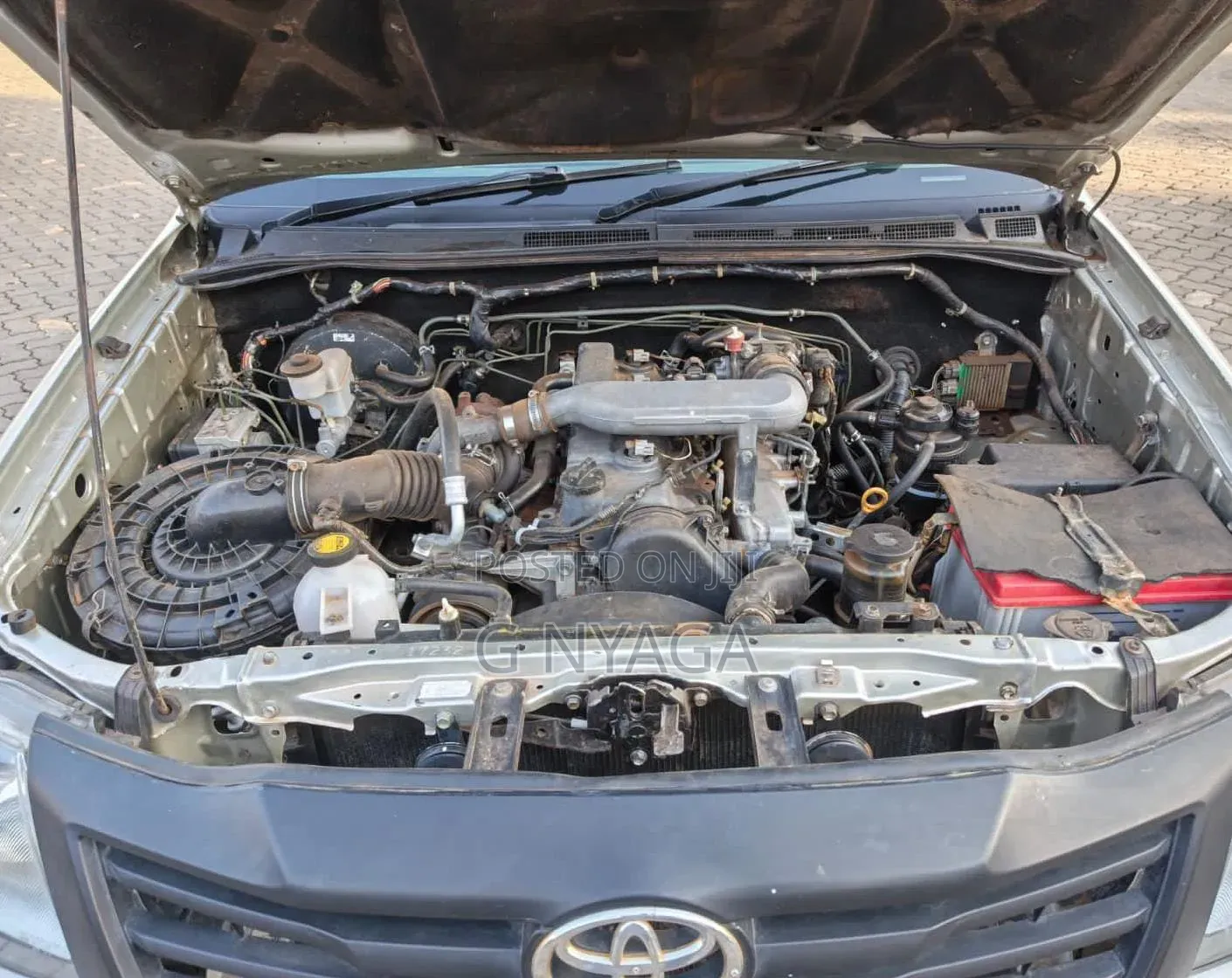 Toyota Hilux 2014 Silver